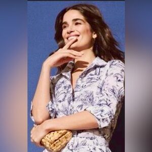 Gorgeous J. McLaughlin Navy and White Lois Shirt in Heron Toile Pattern